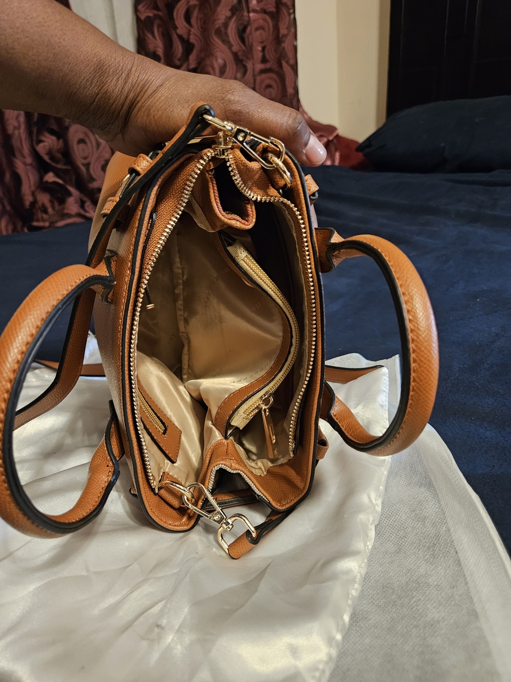 Burberry Tan Leather Crossbody Bag with Signature Check Side - Picture 6 of 6